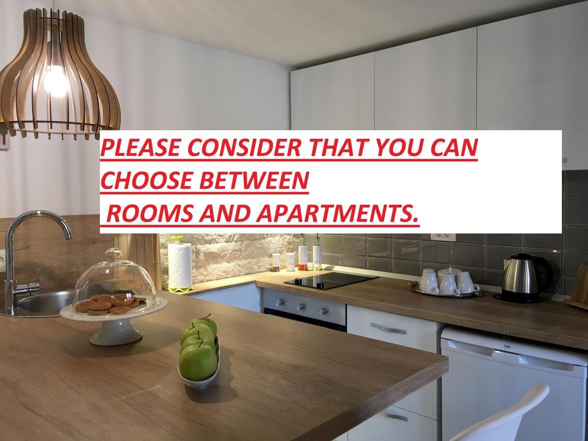 Central Split Rooms And Apartments Paese Экстерьер фото